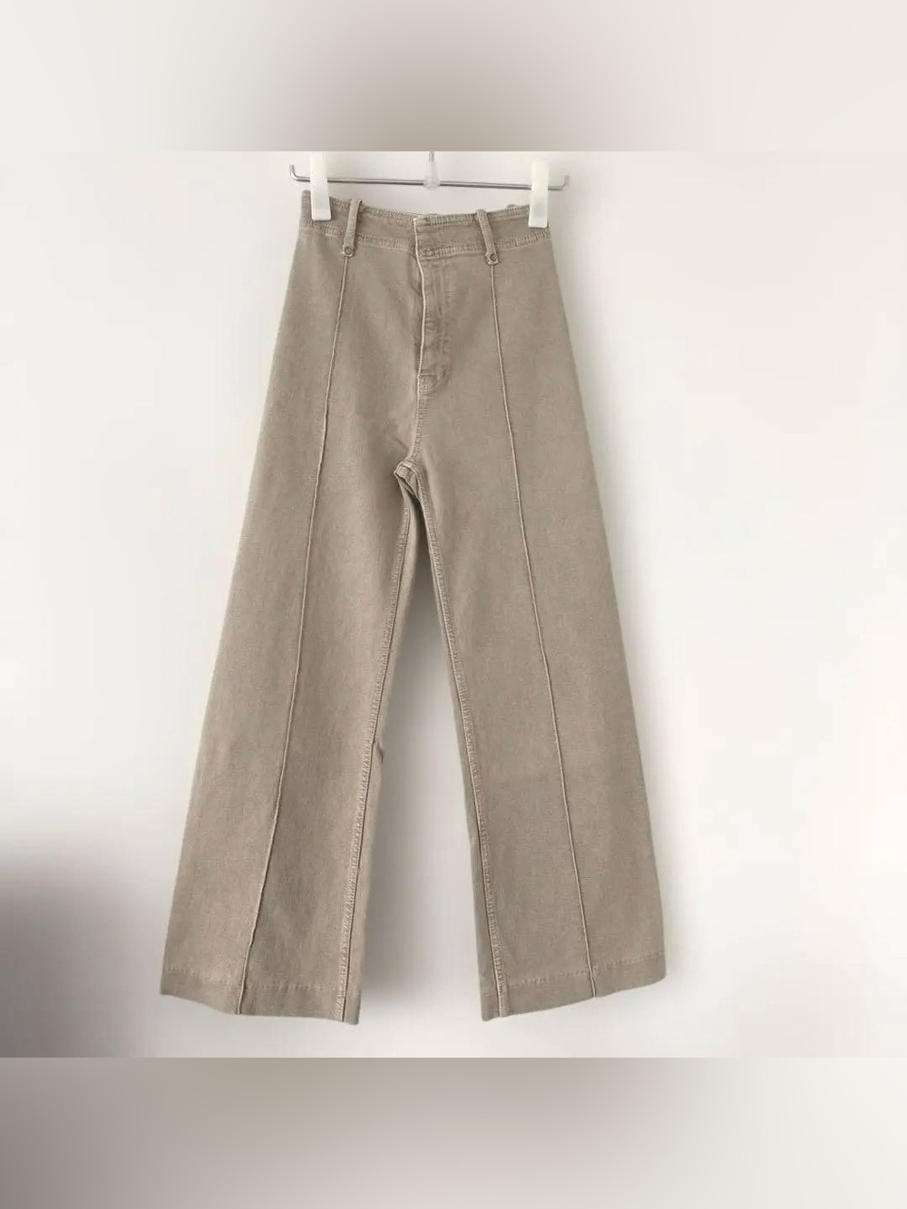 Zara High Waist Beige Pintuck Flare Jeans Size 4
